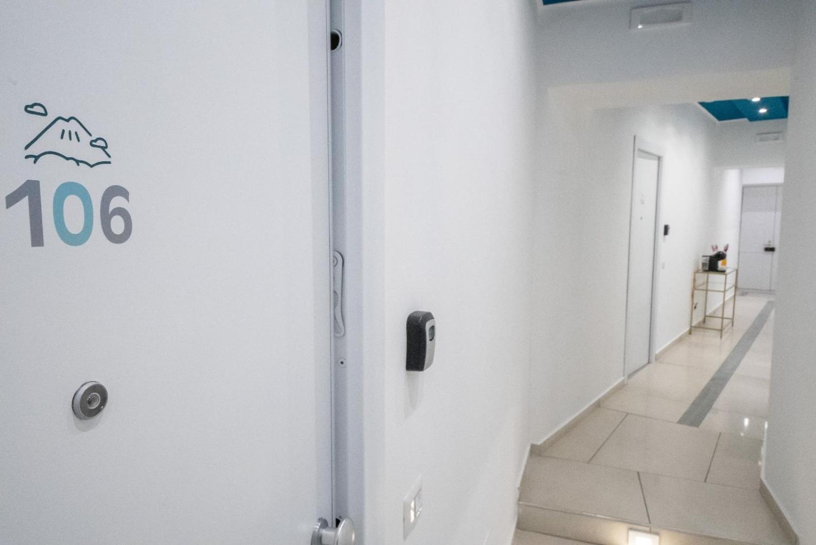 Bovio Boutique Studio Apartment Nápoles Exterior foto